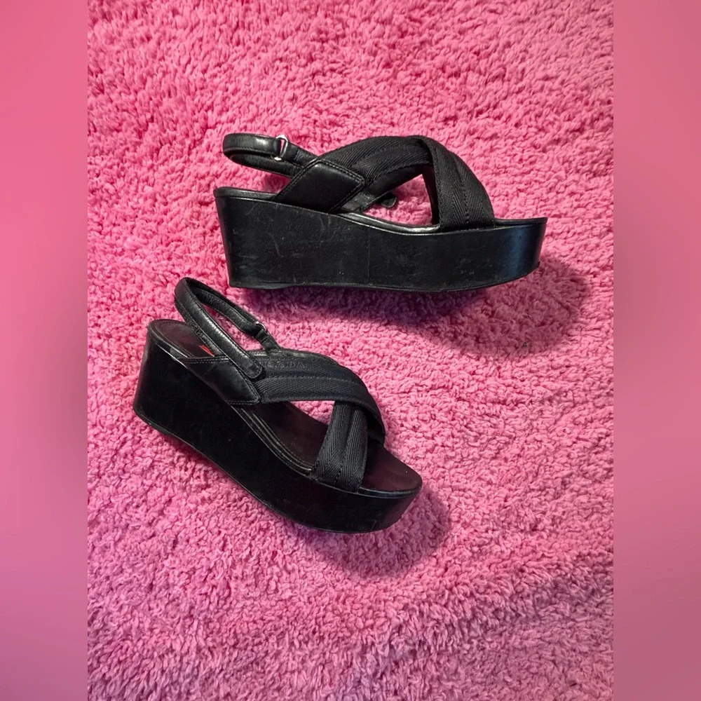 Prada Vintage criss cross Platform Sandals Black Leather Shoes Velcro strap 90s
